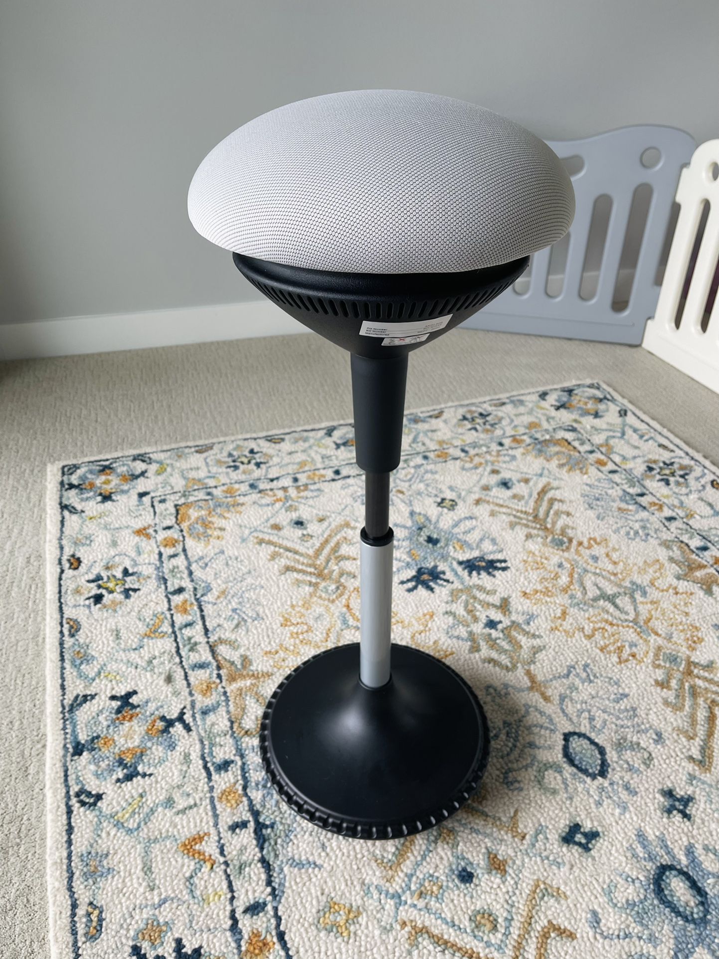 ErgoStool From Autonomous