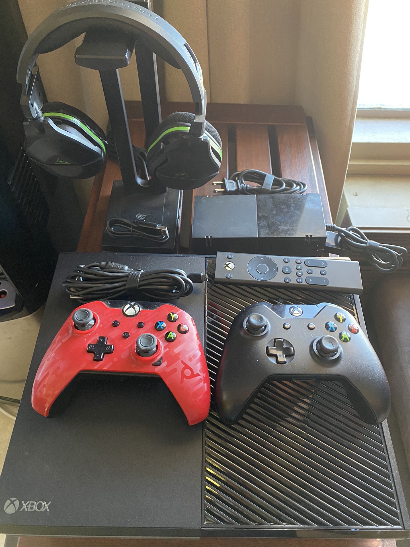 Xbox One Bundle + Accessories