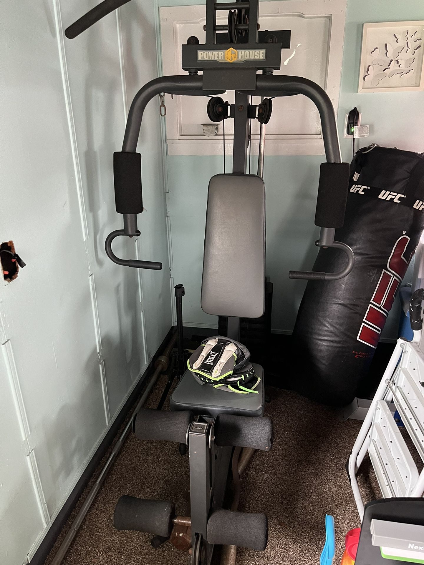 Weight Bench And Lat Pulldown