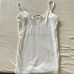 White v-neck knit cami top 
