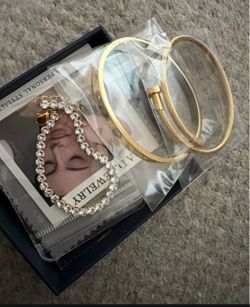 brand new bracelet set