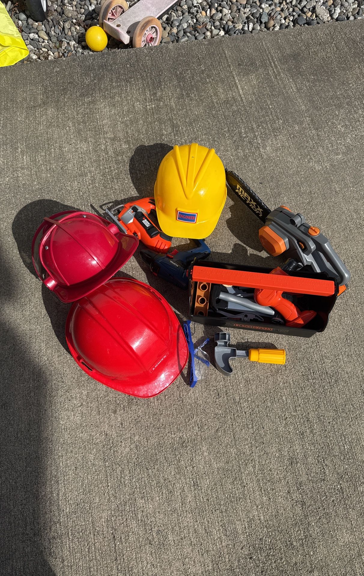 Kids Pretending Tools And Helmets ⛑️ Lot