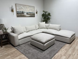 Living Spaces Cloud Sectional Couch - Delivery av…