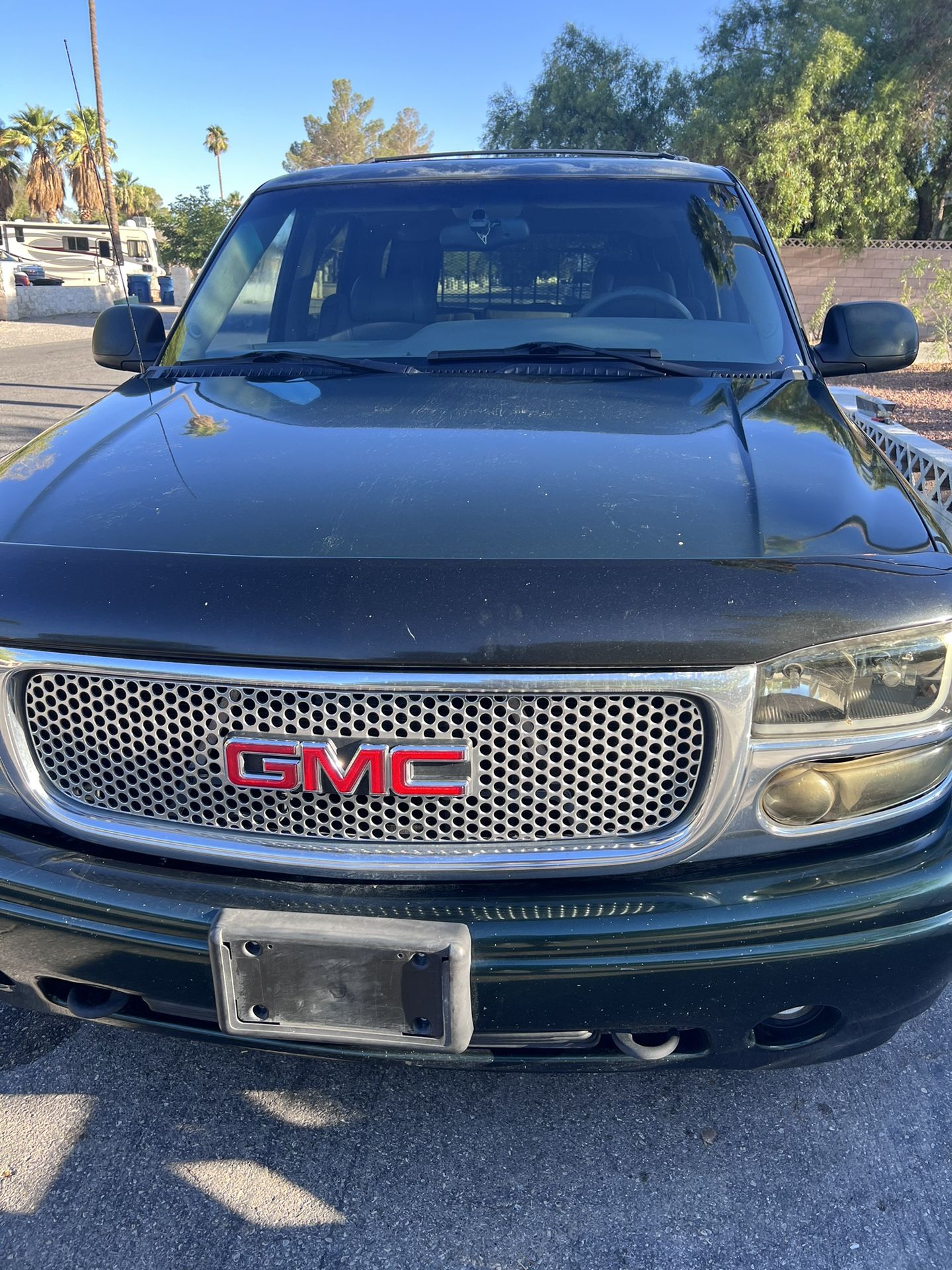 2001 GMC Yukon Denali