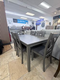 Dining table set