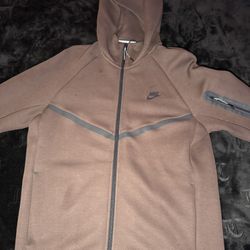 Nike Tech Fleece Full-Zip Windrunner Hoodie
