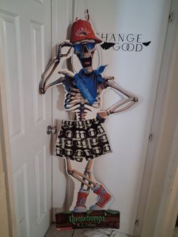 Goosebumps curly  the skeleton