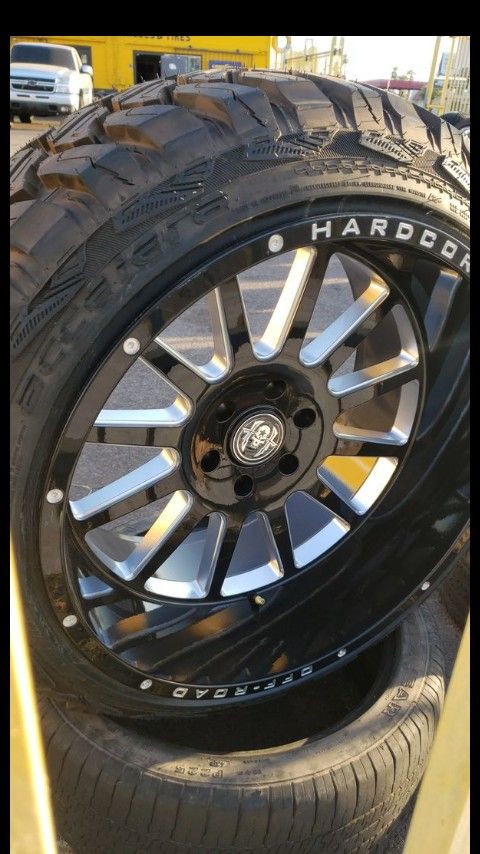 22x12 black hardcore offroad rims 6 lug 6x139 whit New MUD tires 33 1250 22 lt