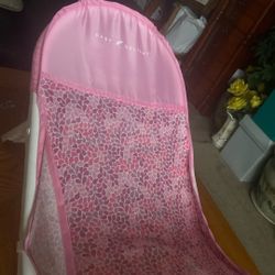 Baby Tub Support Price 3$. Pick Up. E.  72. and. Grandview E. Tacoma 