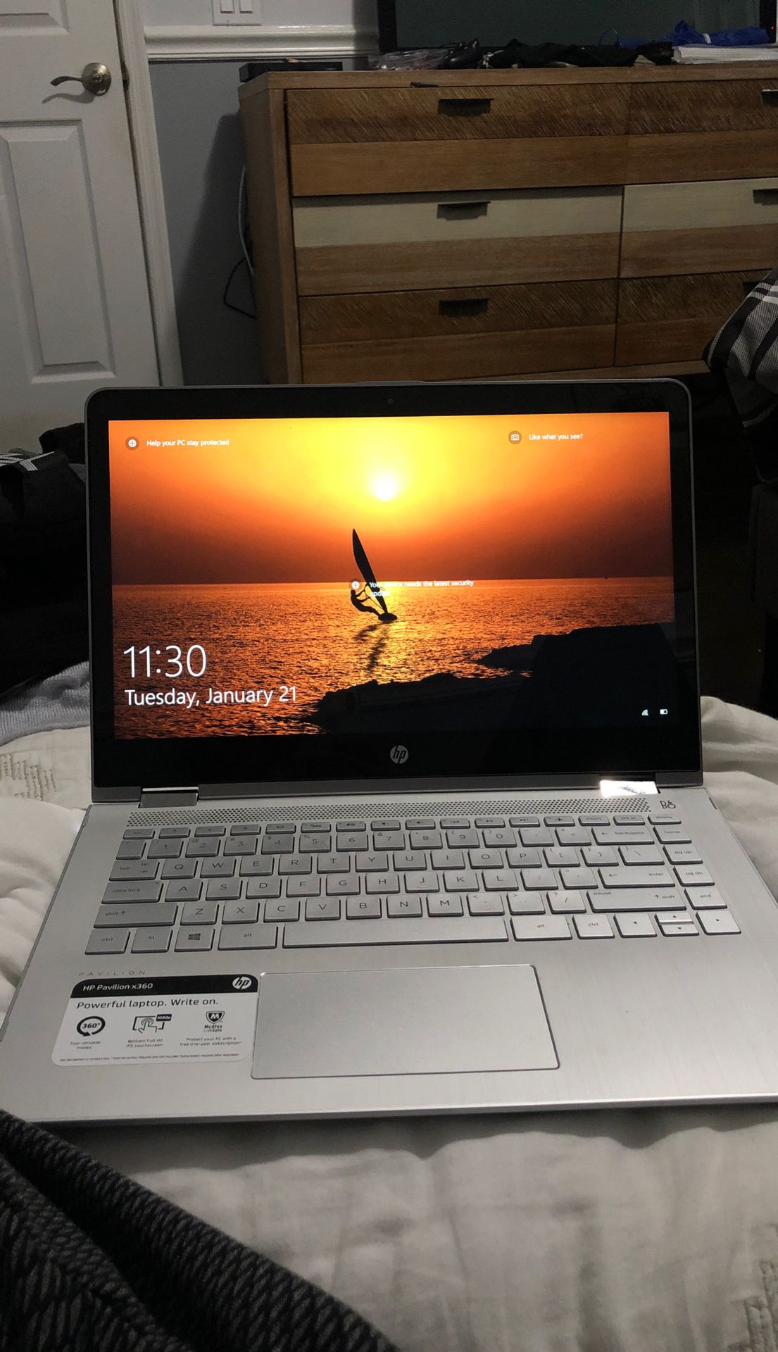 HP touchscreen laptop with charger