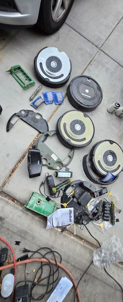 Roomba parts box