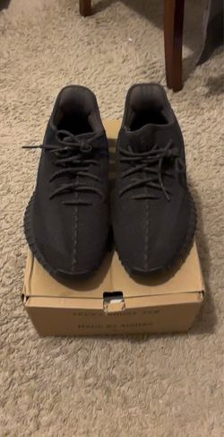 Yeezy 350 black