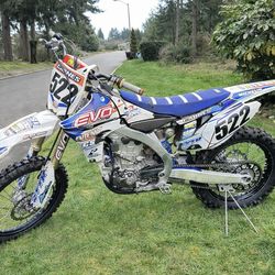 2013 Yamaha YZ450F Fuel Injected Dirt Bike with Lots of Extras (with title). See pictures for detail