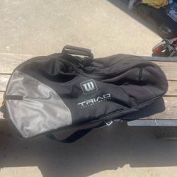 $30 Wilson Triad Tennis Racquet Carrying Case Comfort Series Black Shoulder Strap,  All zippers work,
