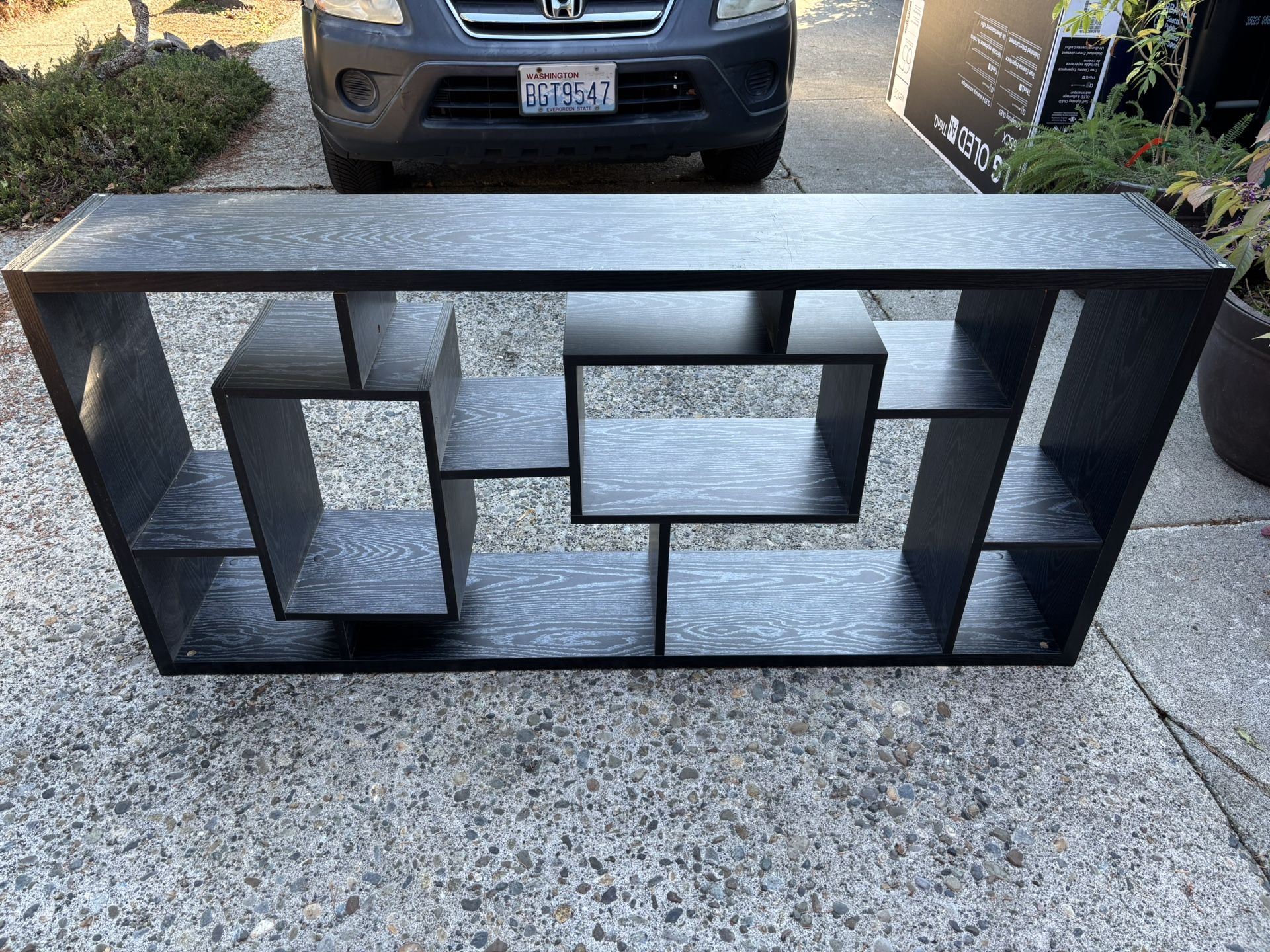 Free Shelf! (Pending Pick Up)