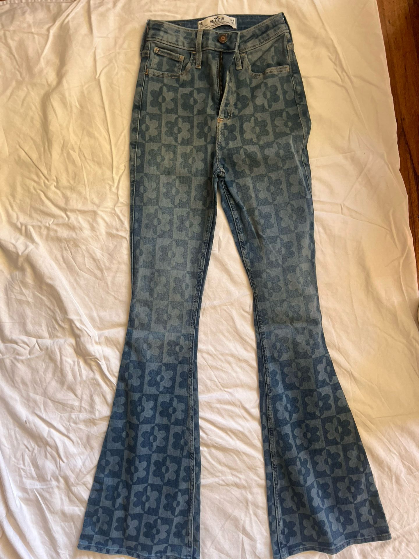 Hollister Women’s Flare Jeans 0R 