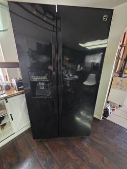 Kenmore double door fridge OBO