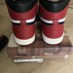 Jordan 1 Black Toe 