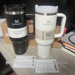 New 40oz Stanley 