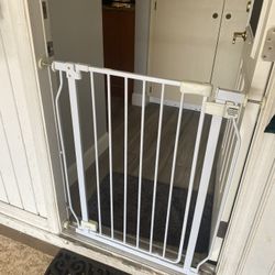 Safety Gate For Baby And Pets