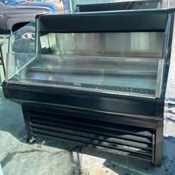 Self Serve True Fridge 