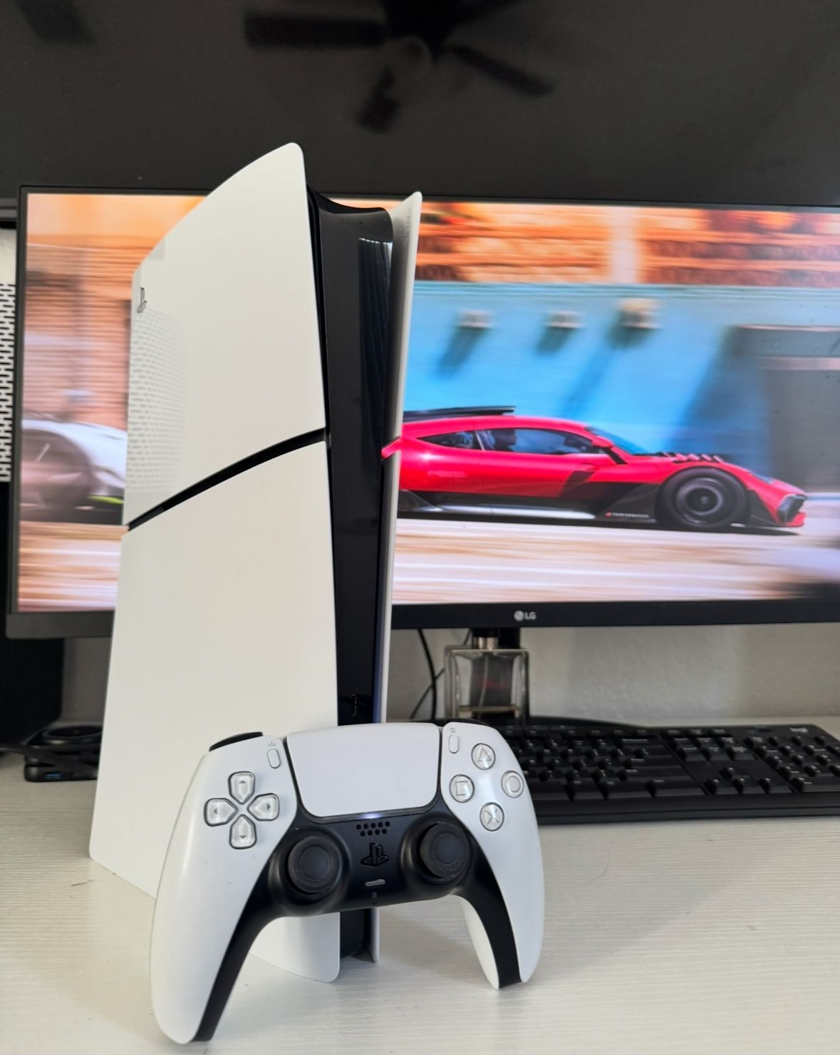 PS5 Slim 1Tb