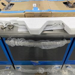 GE stainless Steel Gas With Air fryer stove 30” 