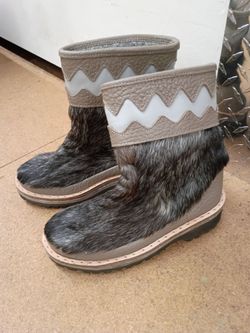 Custom made size 5 or 6