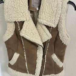 2 WOMENS Small VEST JACKETS