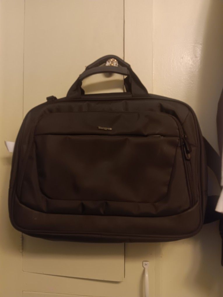 !! Laptop Bag By Targus