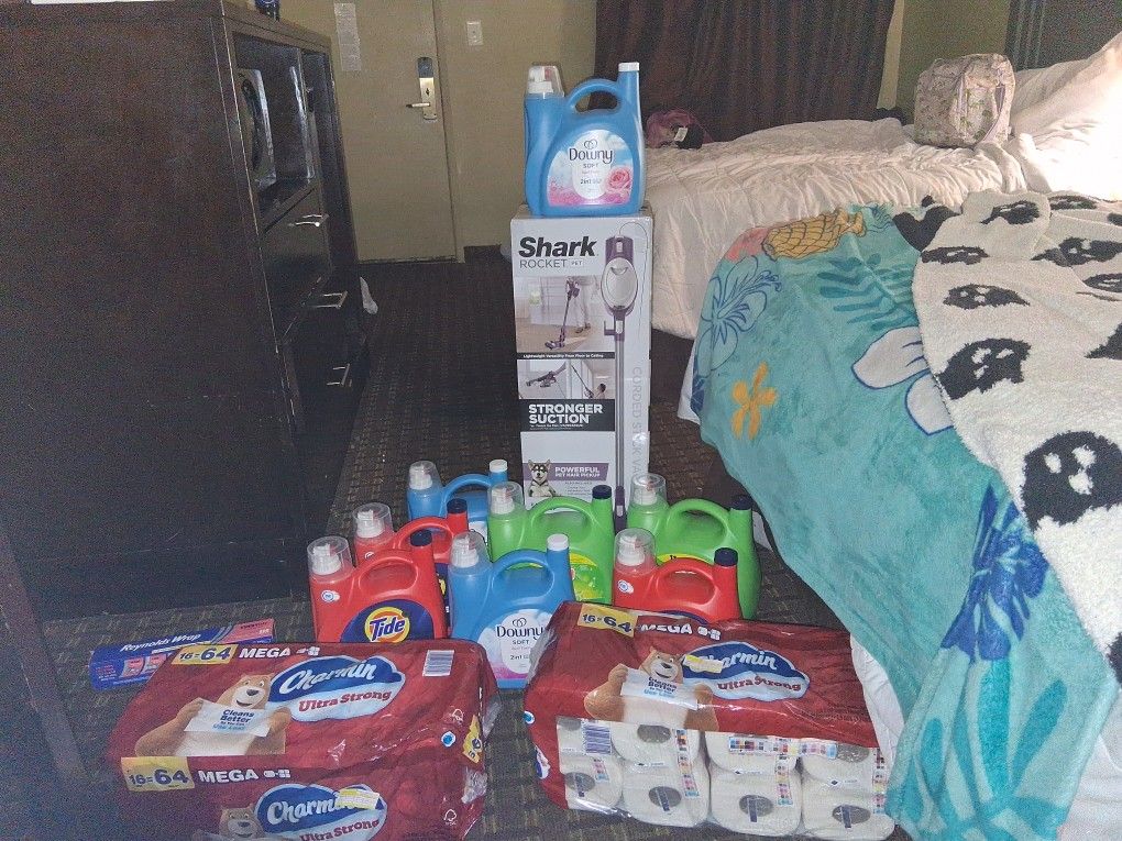 2 Original Gain 134 Loads 3 Tide 83 Loads 3downy Soft 190 Loads 2maga I6 Ross And. Brand New Shark Rocket Pet Never Been Used And Never Been Open