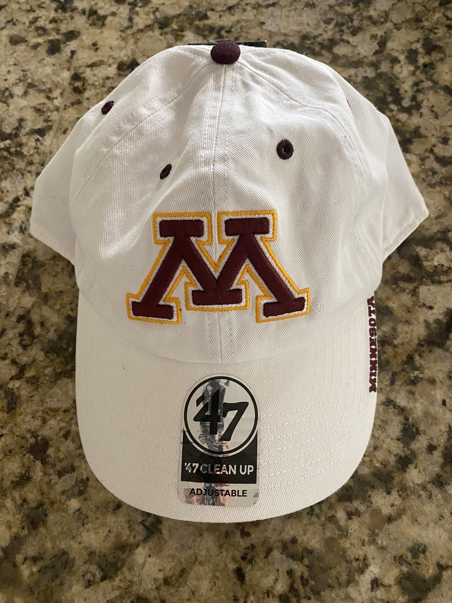 New (with tag) University of Minnesota “M” Hat, Adjustable
