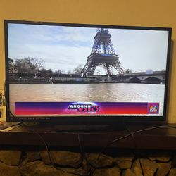 38 Inch ION Brand Tv With Roku