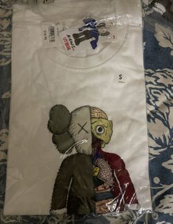 KAWS x Uniqlo Flayed Tee Sz S Supreme Bape