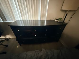 Black 6 drawer Dresser