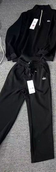 Alo tracksuit set “small”
