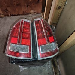 Chrysler 300C Gen 2 OEM Taillights Excellent 