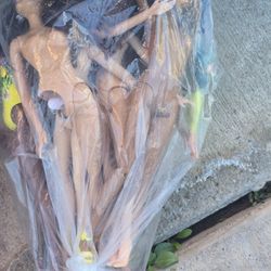 Barbie Lots @ToyBros 