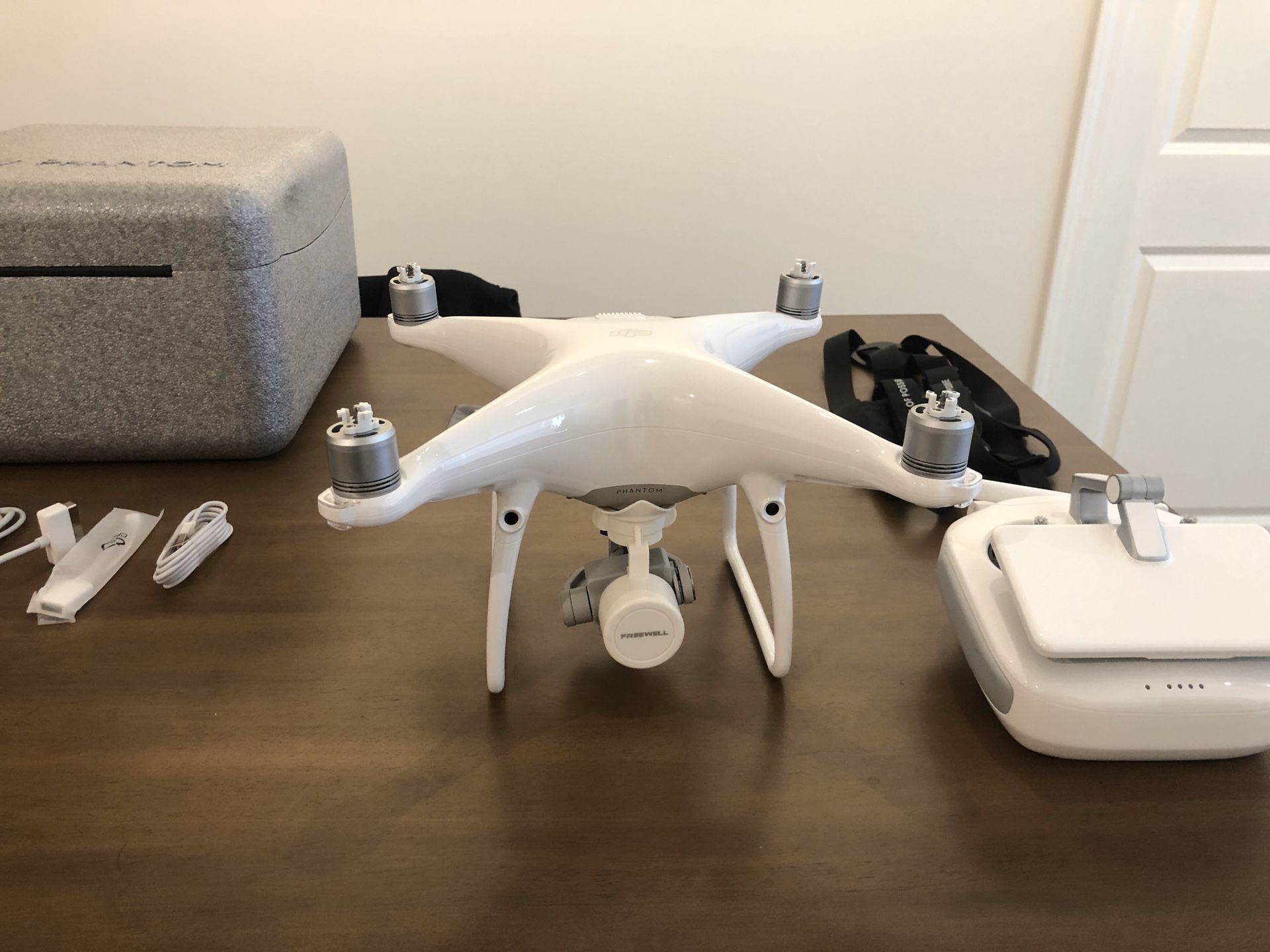 Dji phantom 4 pro plus