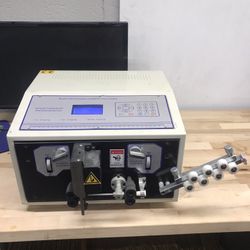 Automatic computer wire stipper 