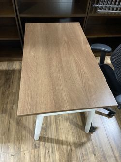 Brand New Poppin Desk White Legs