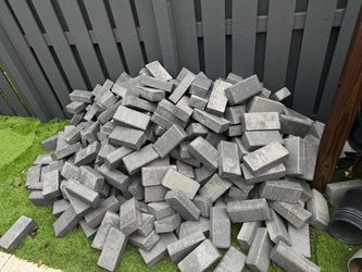 Free pavers grey bricks
