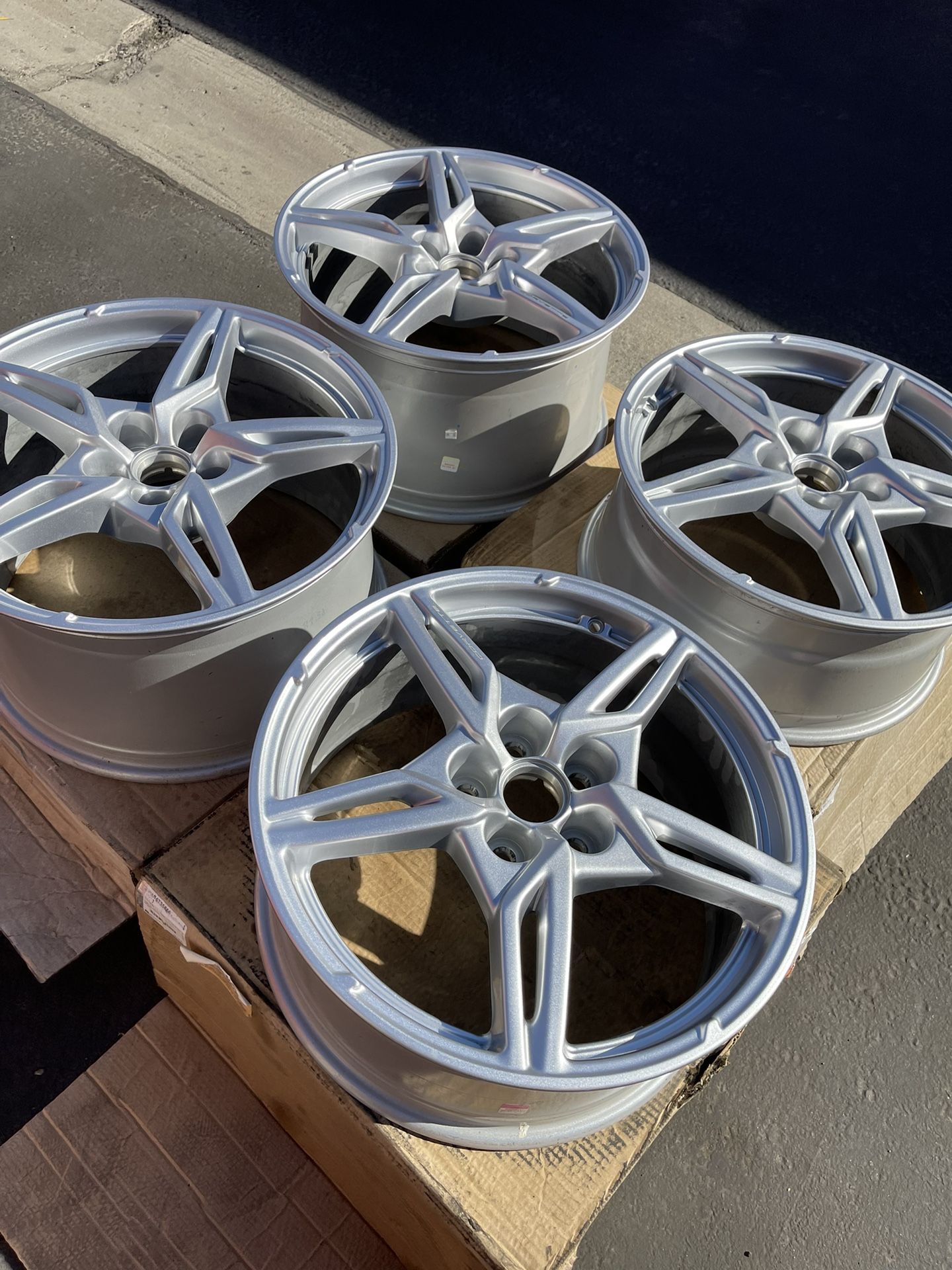 2022 Chevy C8 Corvette wheels Brand new Staggered Metallic silver finish Oem Corvette Camaro 5x120