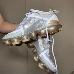 Nike Air Vapormax 2019 GS 'Indigo FOG' Baby Blue Metallic Shoes Size 3.5y = 5