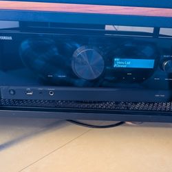 Yamaha TSR-700 7.2 AV Receiver (HDMI 2.1).