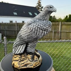 Large Eagle Statue