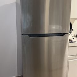 Like- Insignia New Stainless Steel Refrigerator – 2024 Model