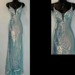 New With Tags Size 6 Prom Dress & Formal Dress $155