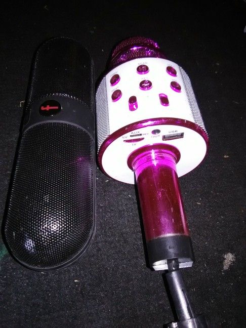 Bluetooth speakers