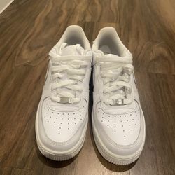 White Air Force Ones/ Size 6.5 Men’s 